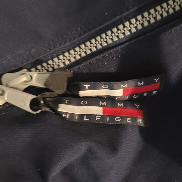 Tommy Hilfiger duffle  bag with striped handle Big H Logo no - Picture 3 of 8